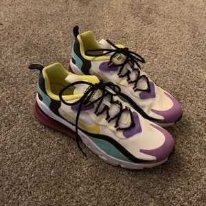 Nike Air Max 270 React